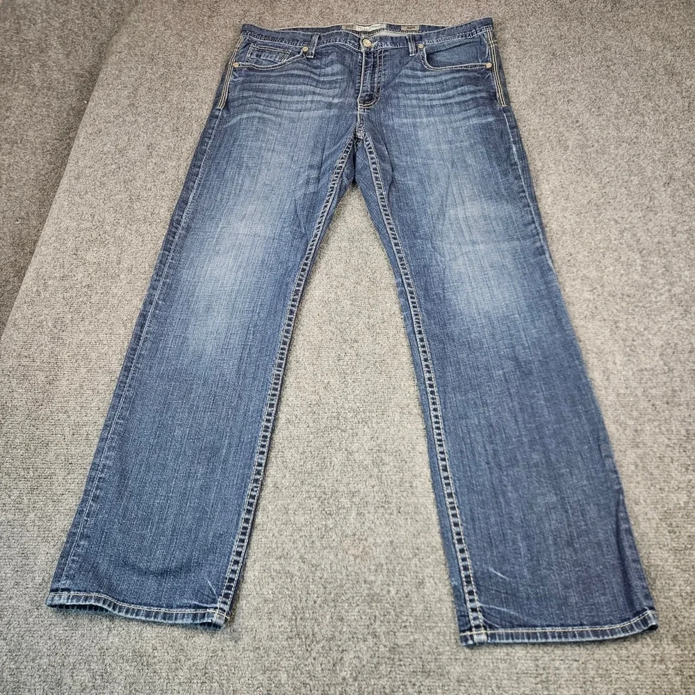 BKE Tyler Straight Leg Jeans Mens 38R Medium Wash Blue Denim BMC23001R